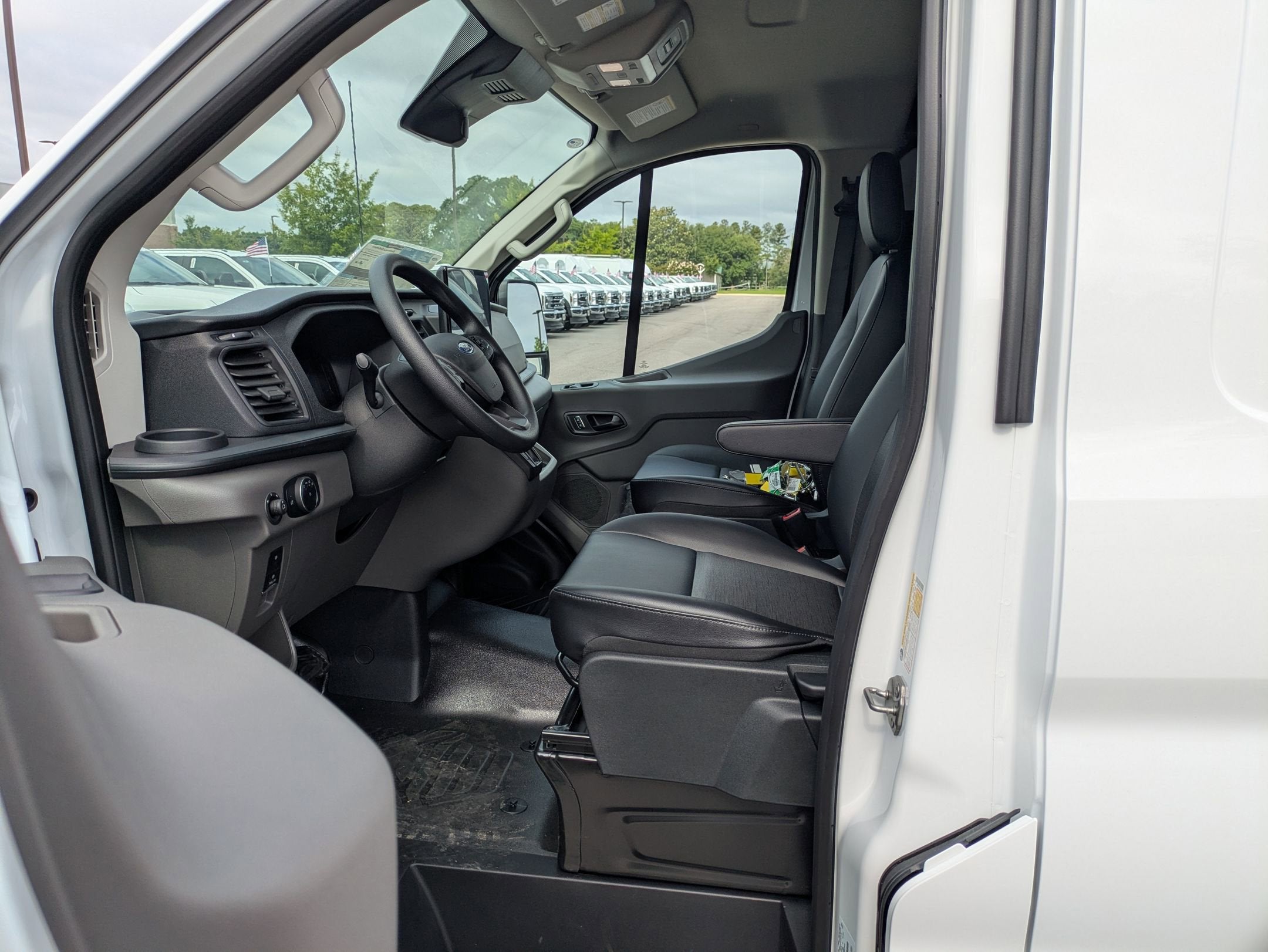 2026 Ford Transit Cargo Van Base