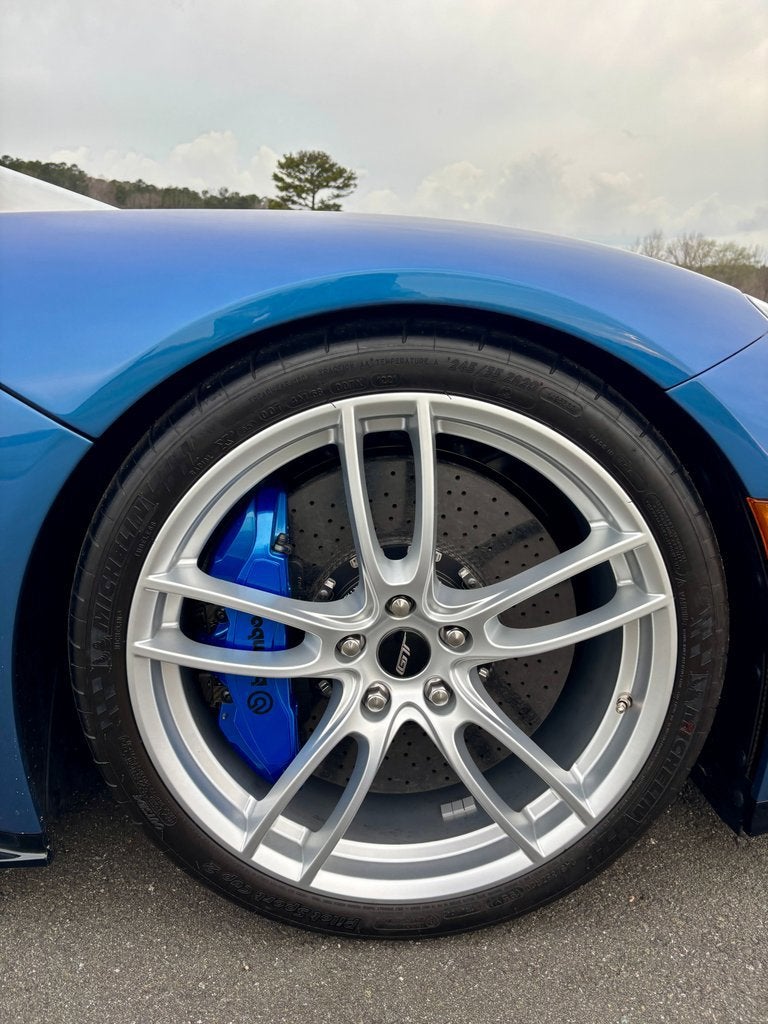 2022 Ford GT Base