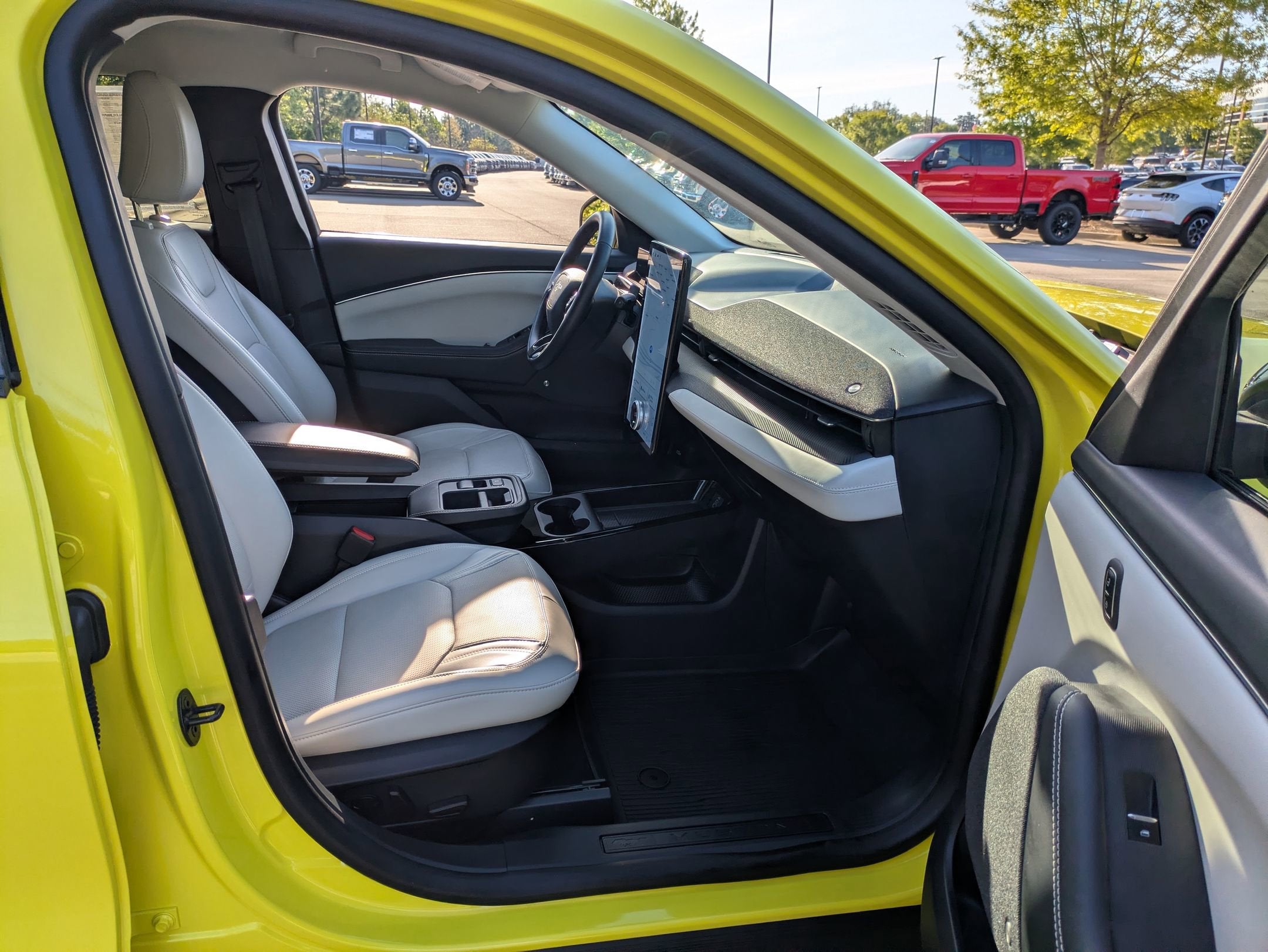 2025 Ford Mustang Mach-E Premium