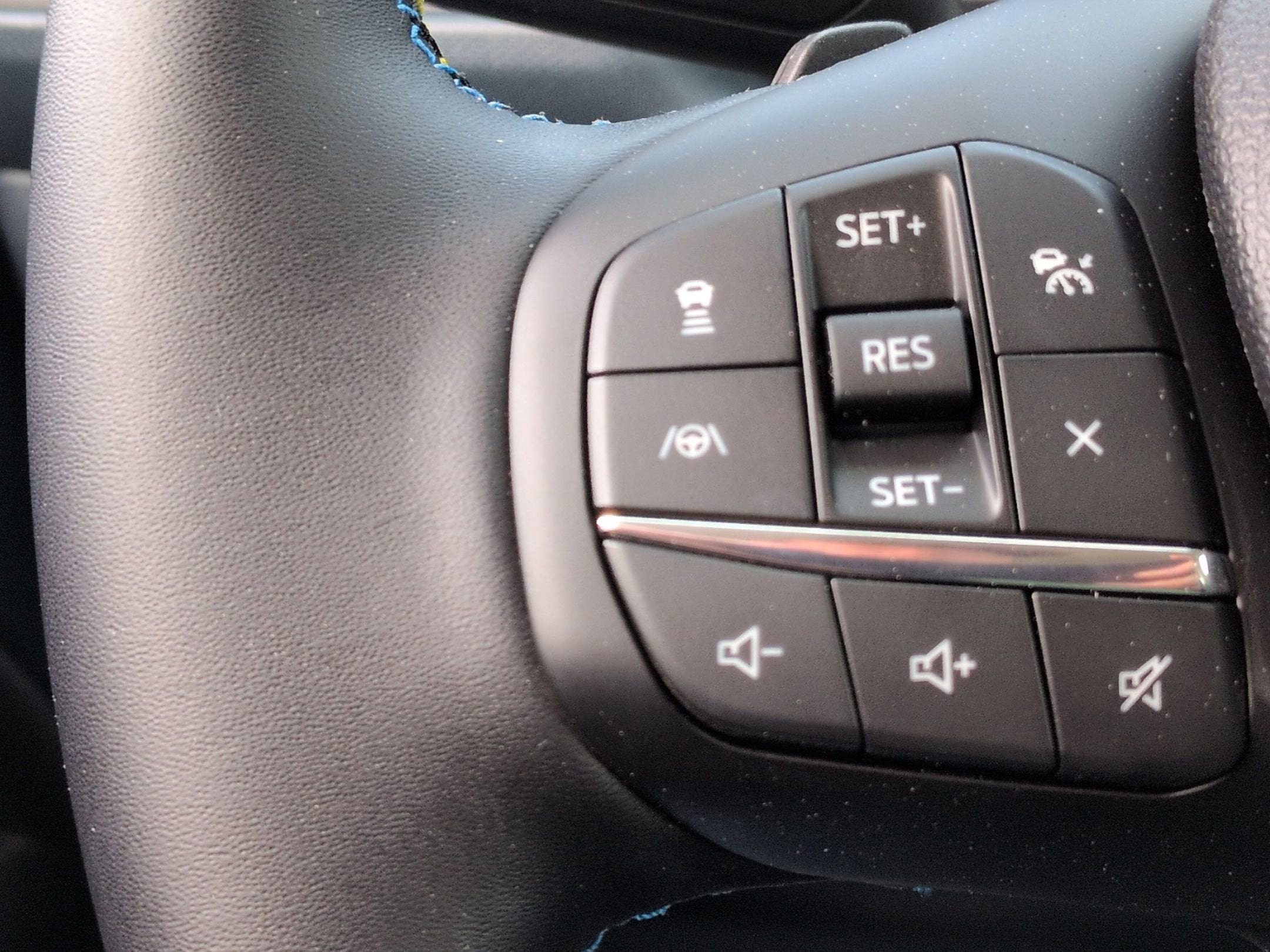 2026 Ford Maverick Lobo High