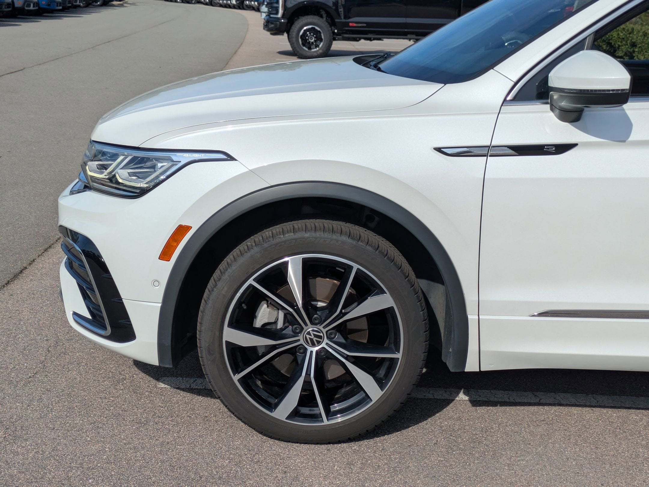 2022 Volkswagen Tiguan SEL R-Line