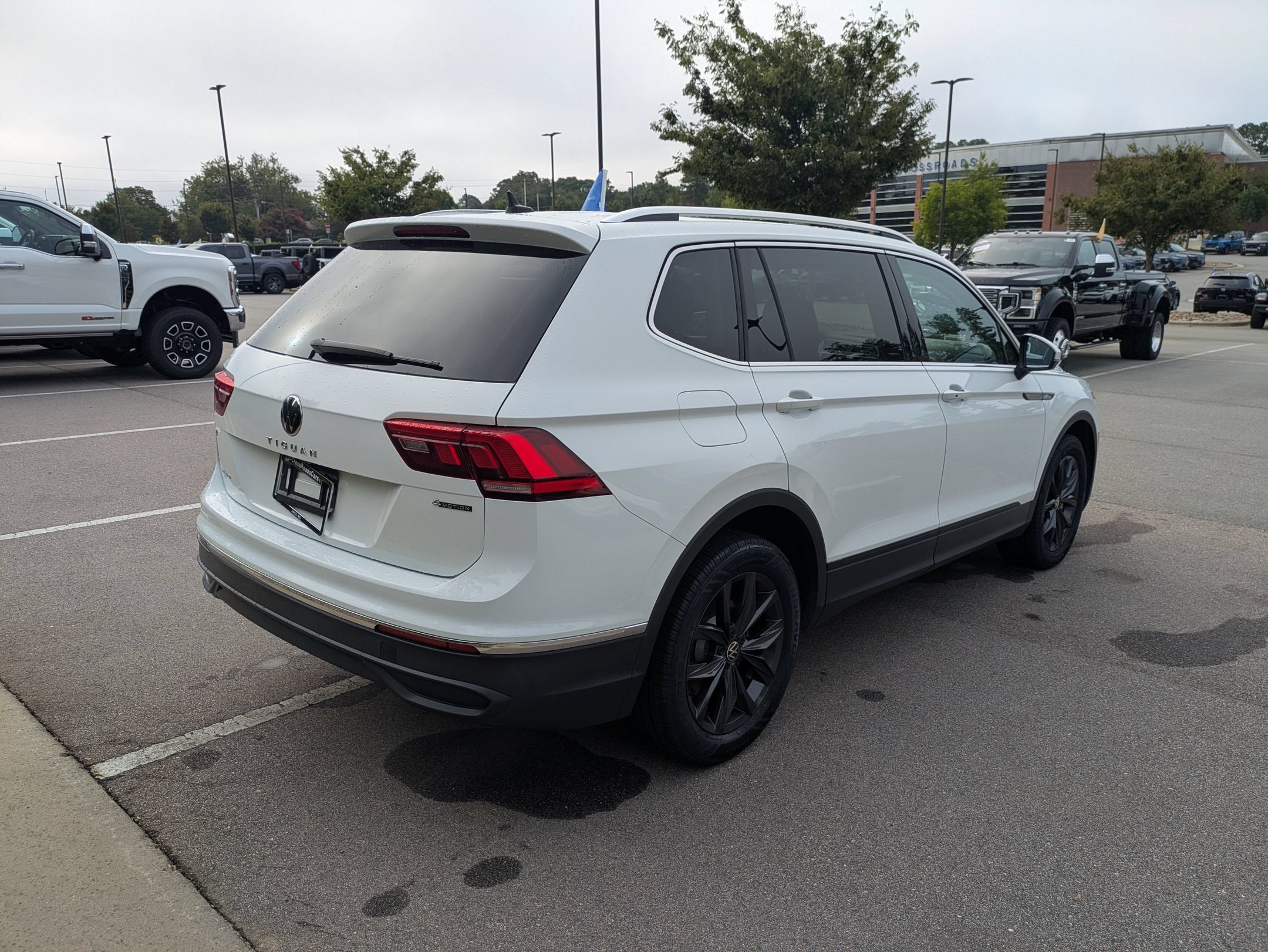 2024 Volkswagen Tiguan SE