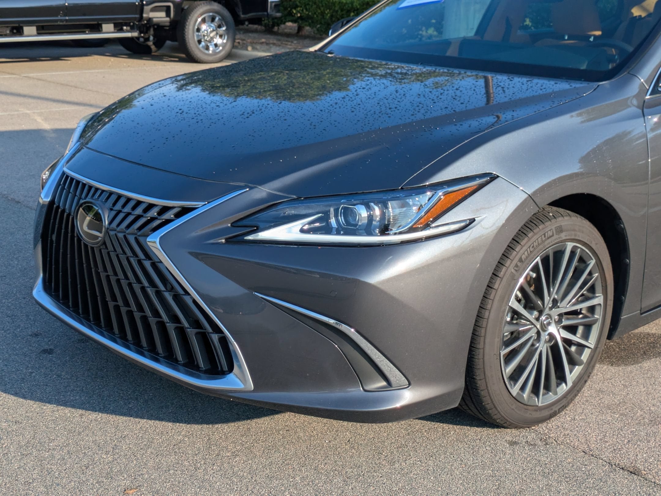 2025 Lexus ES ES 300h