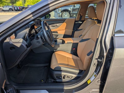 2025 Lexus ES ES 300h