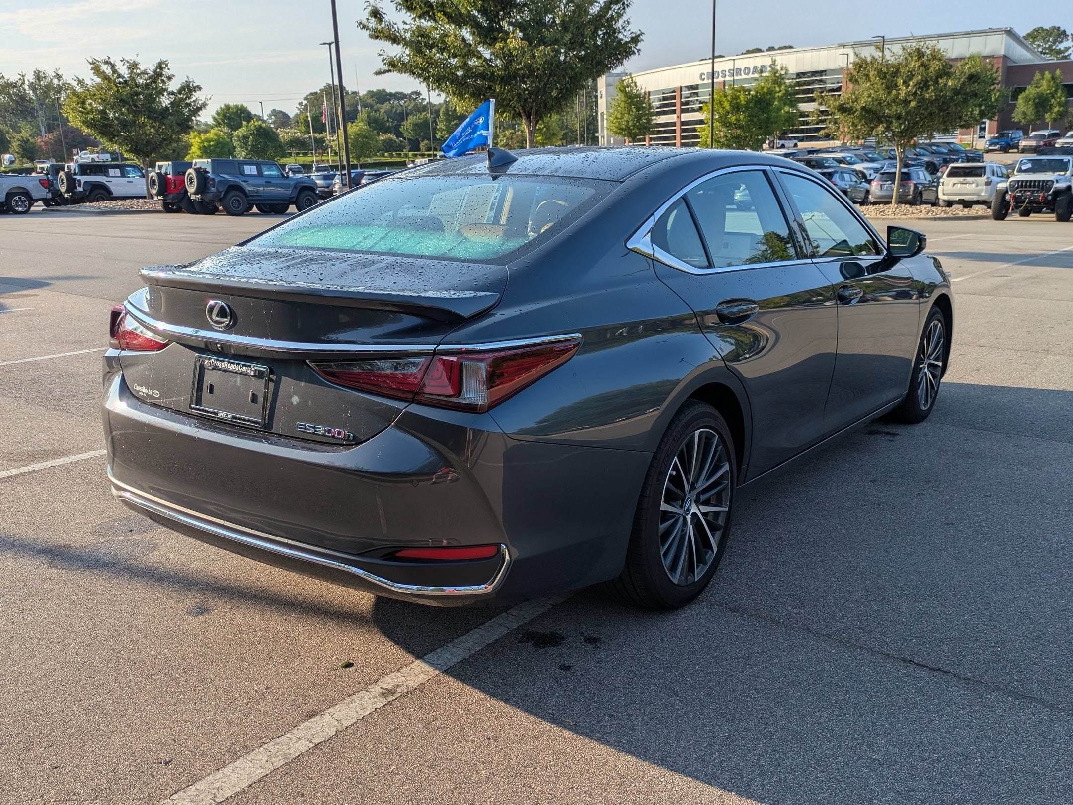 2025 Lexus ES ES 300h