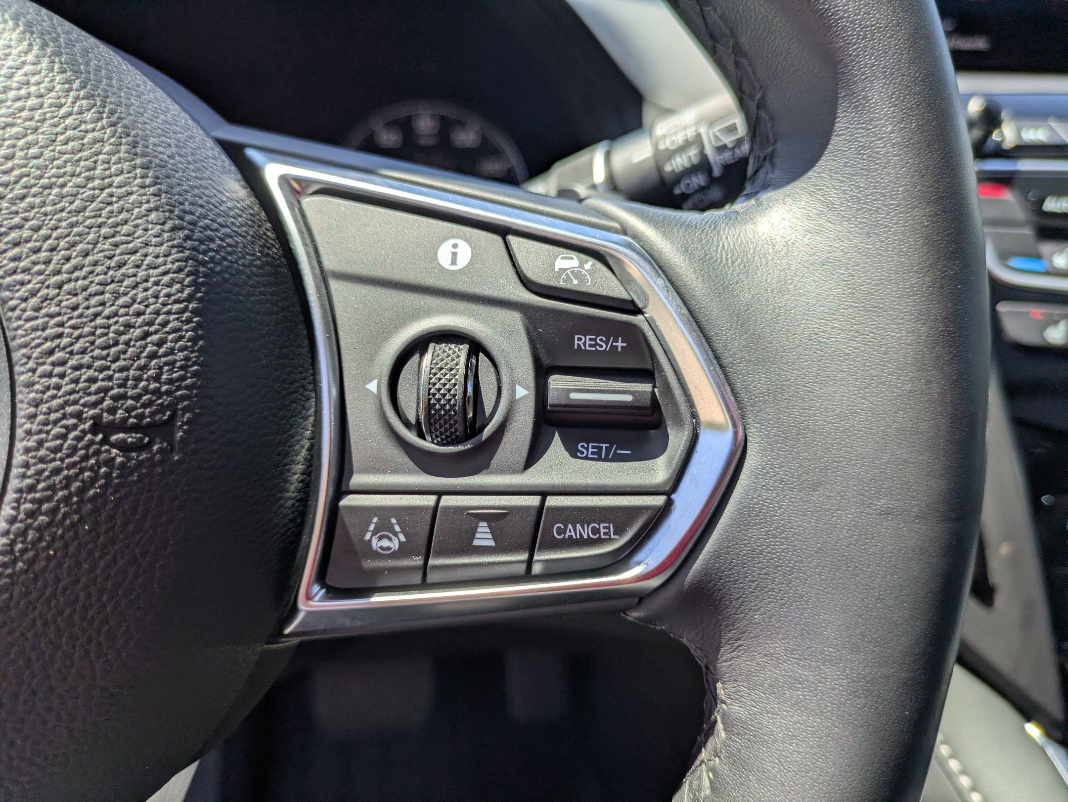 2023 Acura RDX w/Technology Package