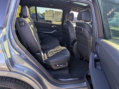 2023 BMW X7 xDrive40i