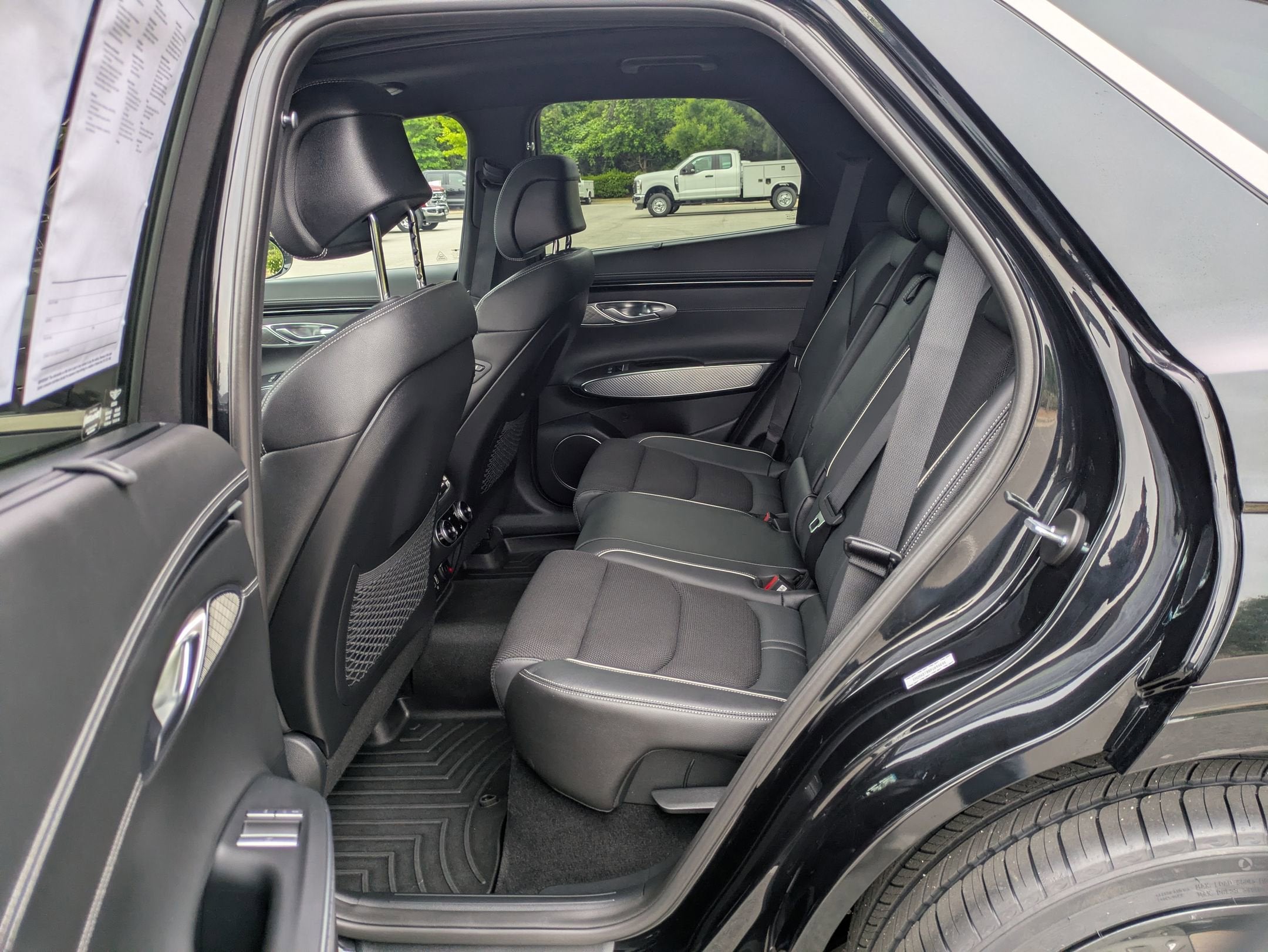 2023 Genesis GV70 2.5T