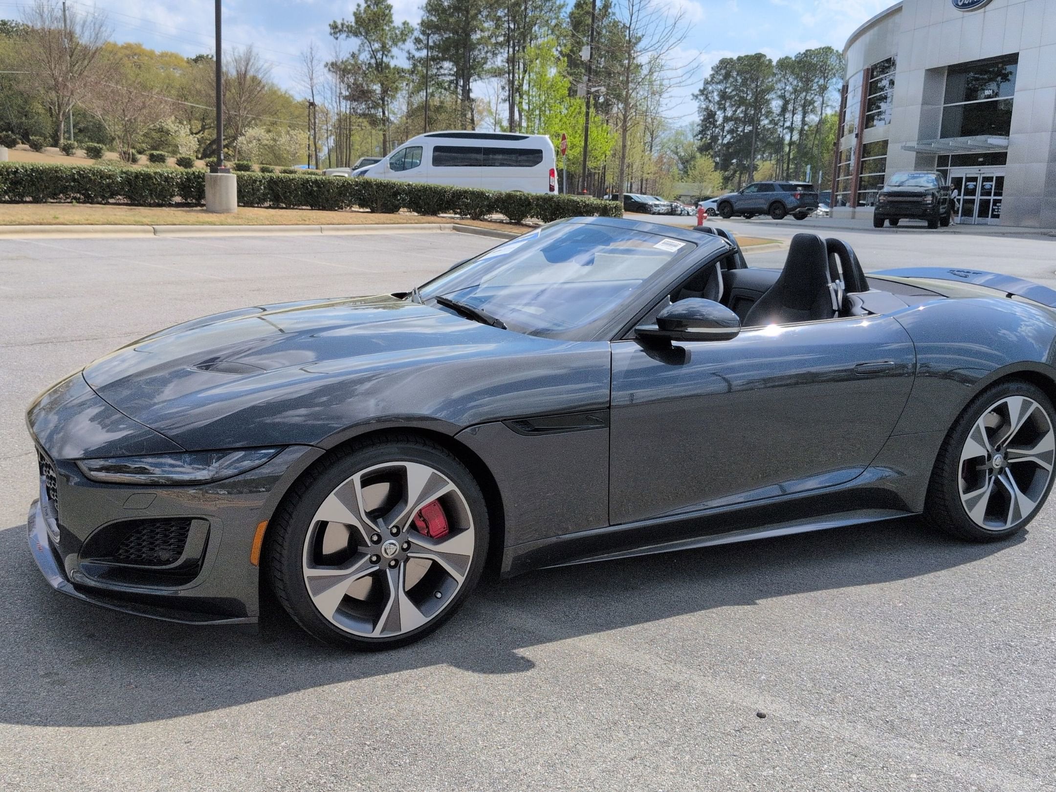 2024 Jaguar F-TYPE R-Dynamic