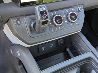 2023 Land Rover Defender X-Dynamic SE