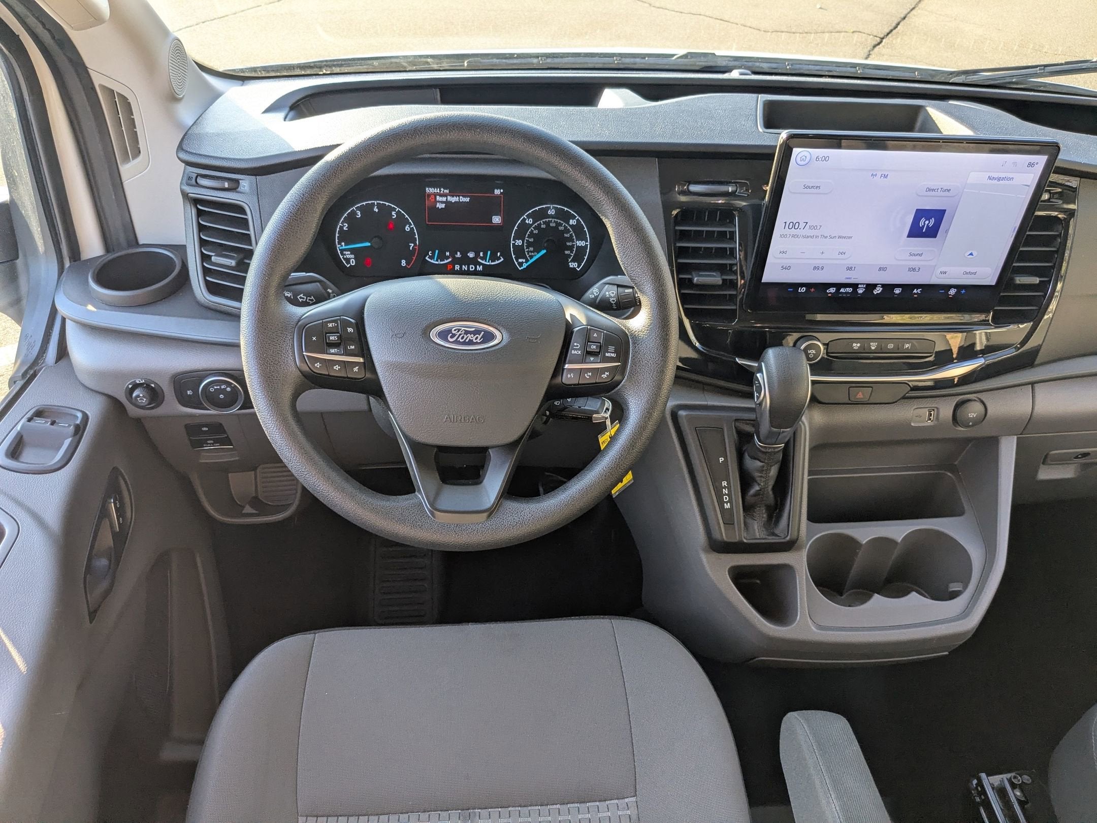 2024 Ford Transit Passenger Wagon XLT