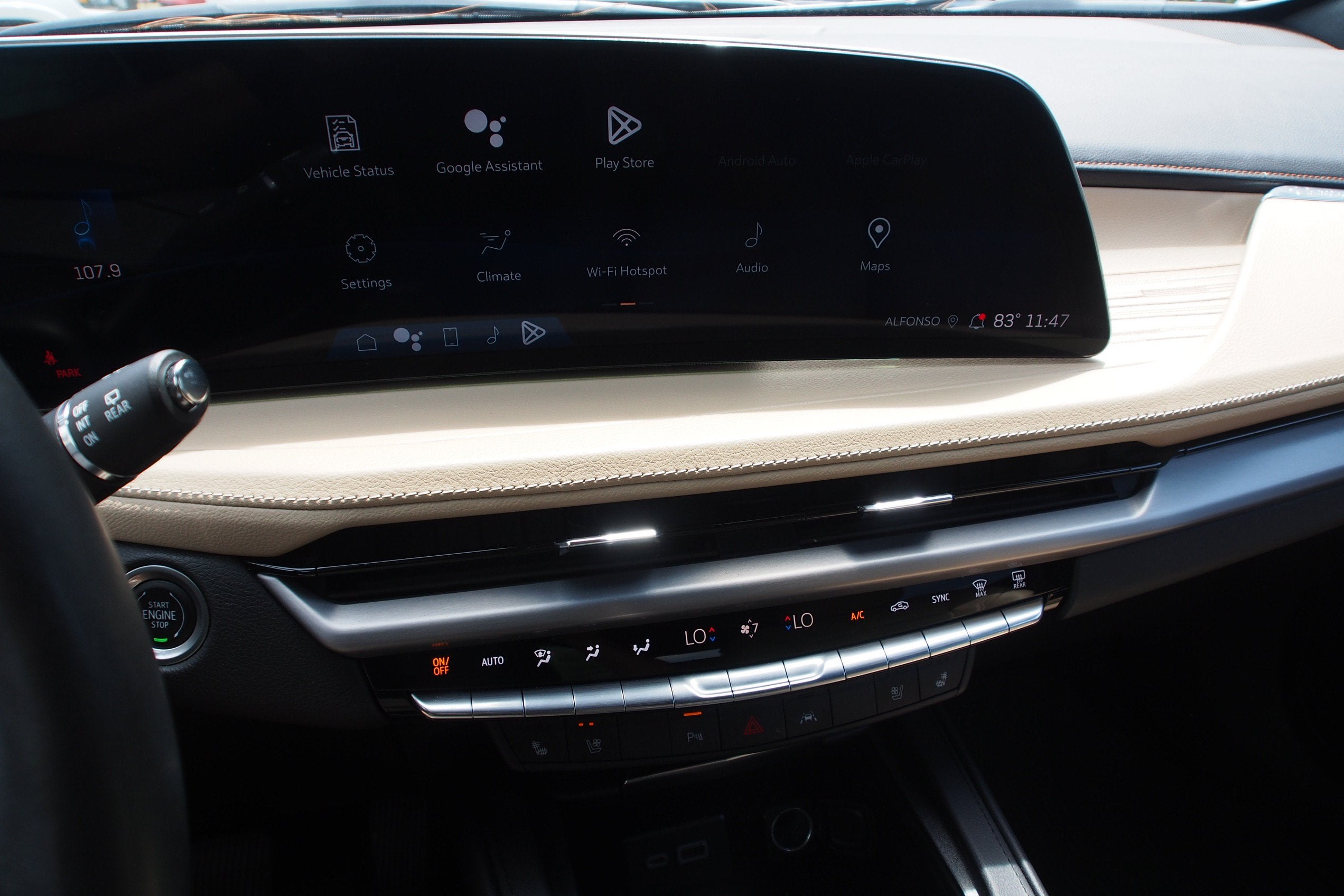 2024 Cadillac XT4 FWD Premium Luxury