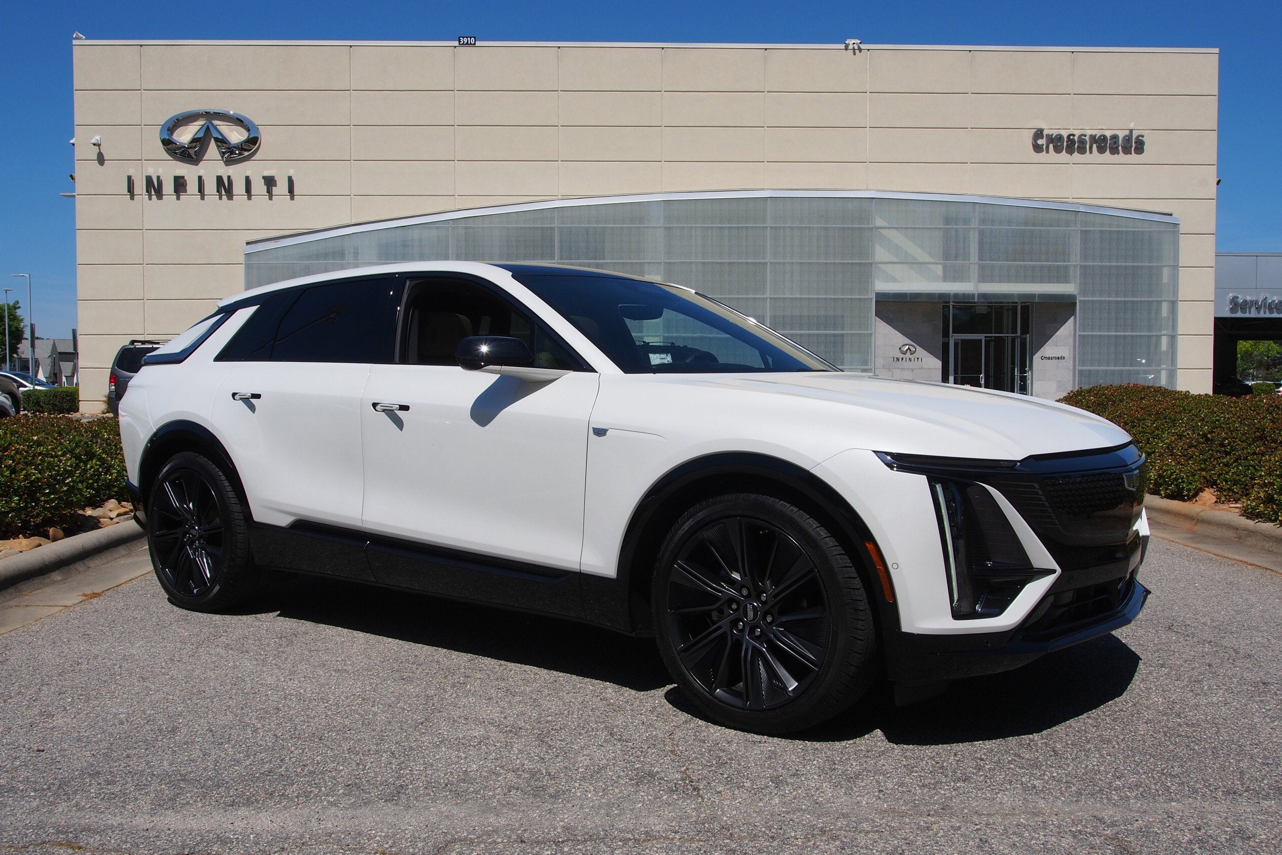 2024 Cadillac LYRIQ Sport