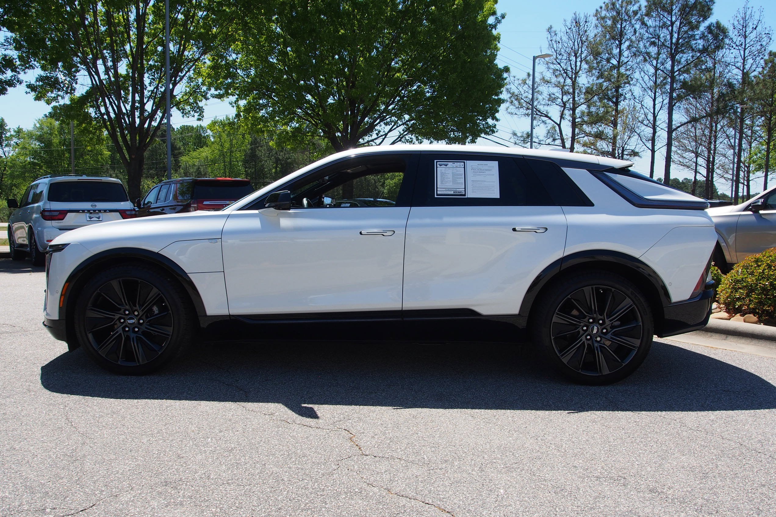 2024 Cadillac LYRIQ Sport