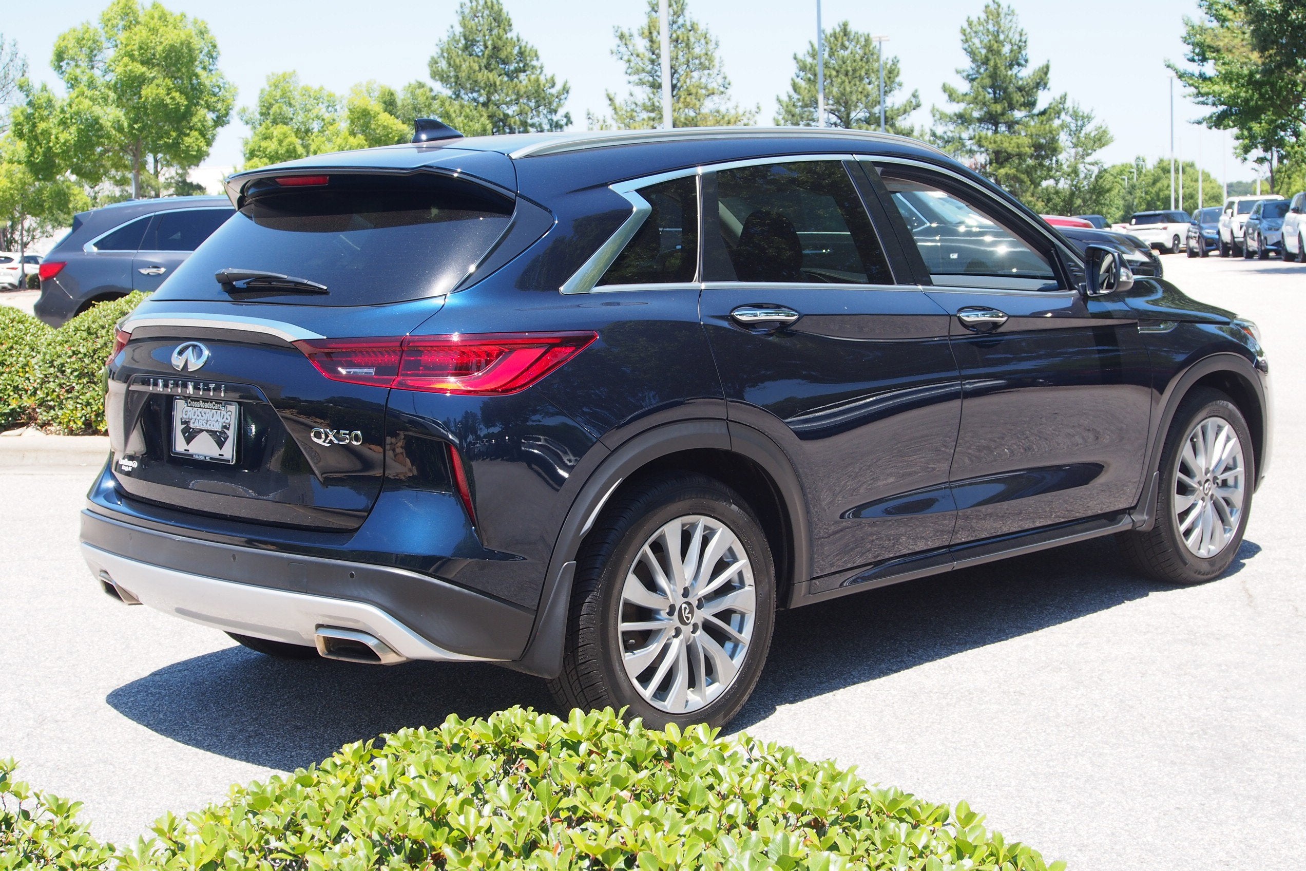 2023 INFINITI QX50 LUXE