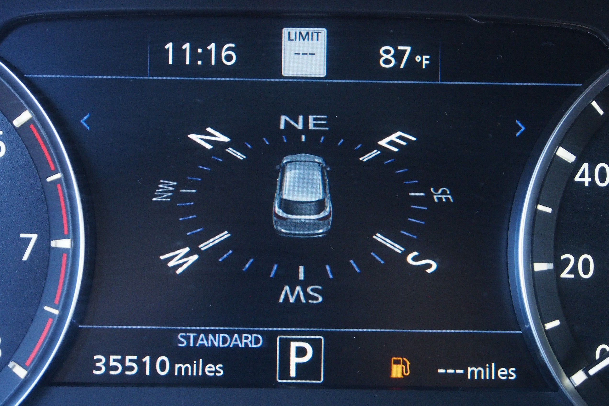 2023 INFINITI QX50 SPORT