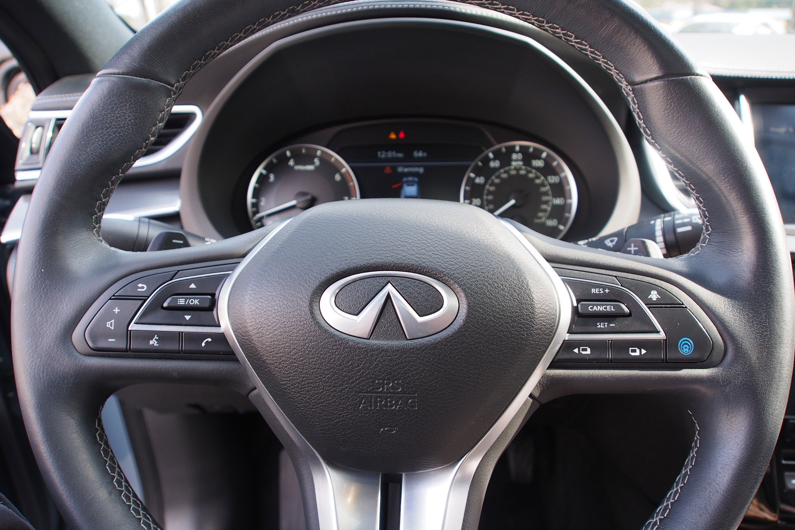 2023 INFINITI QX55 LUXE