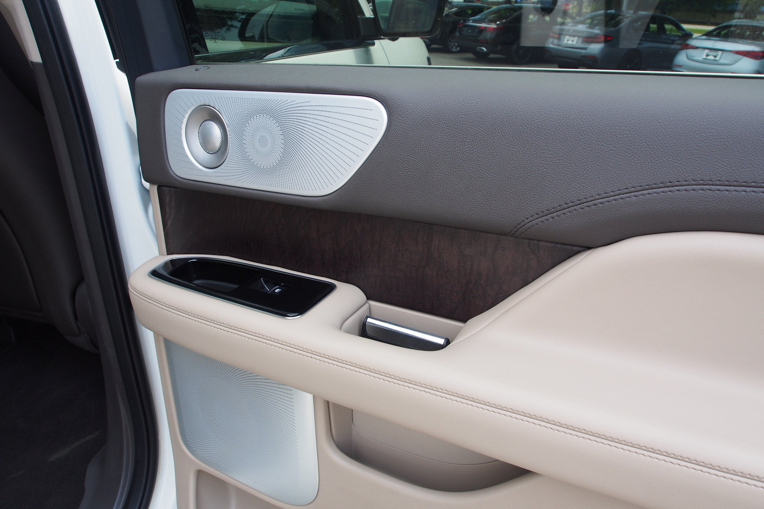 2024 Lincoln Navigator L Reserve