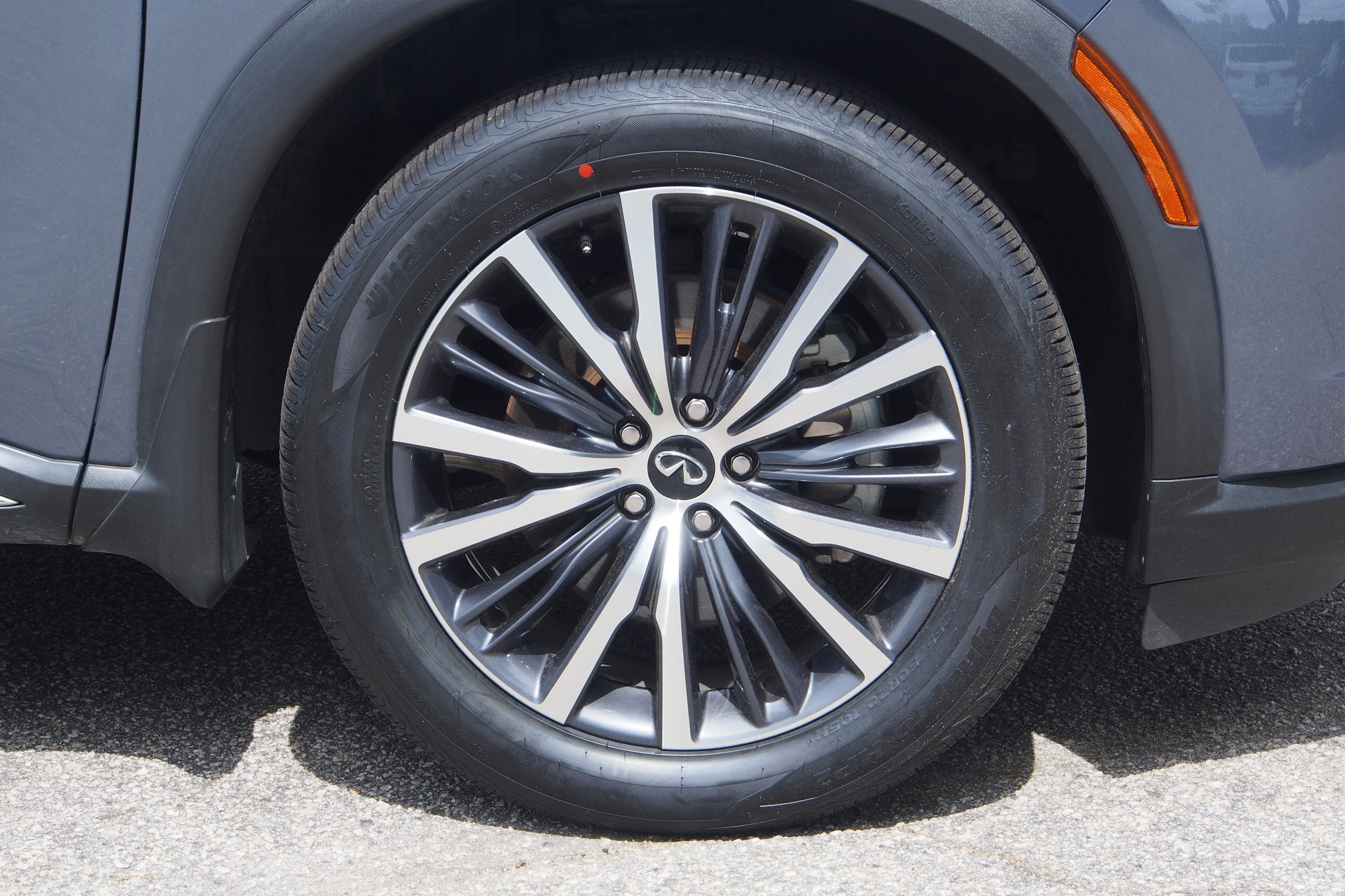 2025 INFINITI QX60 SENSORY