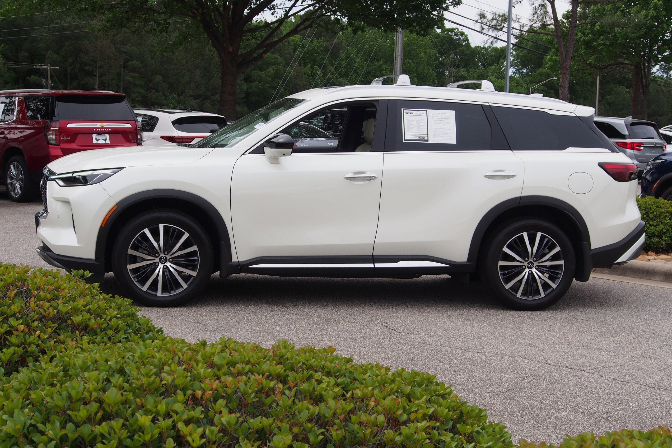 2025 INFINITI QX60 SENSORY