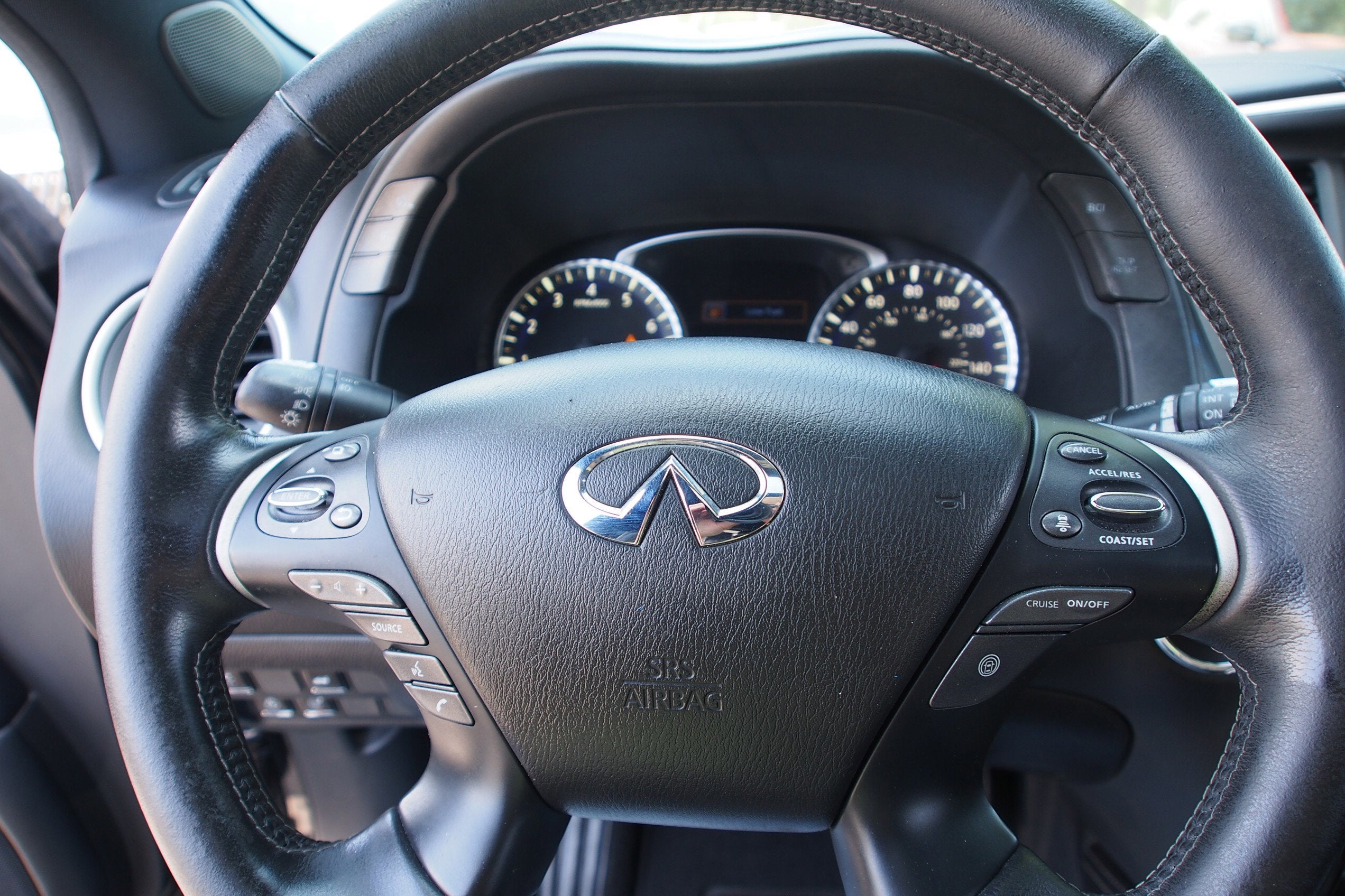 2020 INFINITI QX60 LUXE