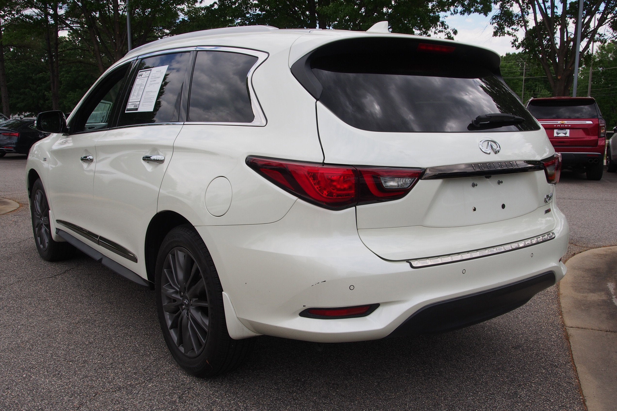 2020 INFINITI QX60 LUXE