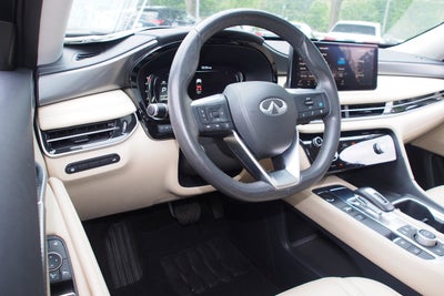 2023 INFINITI QX60 LUXE