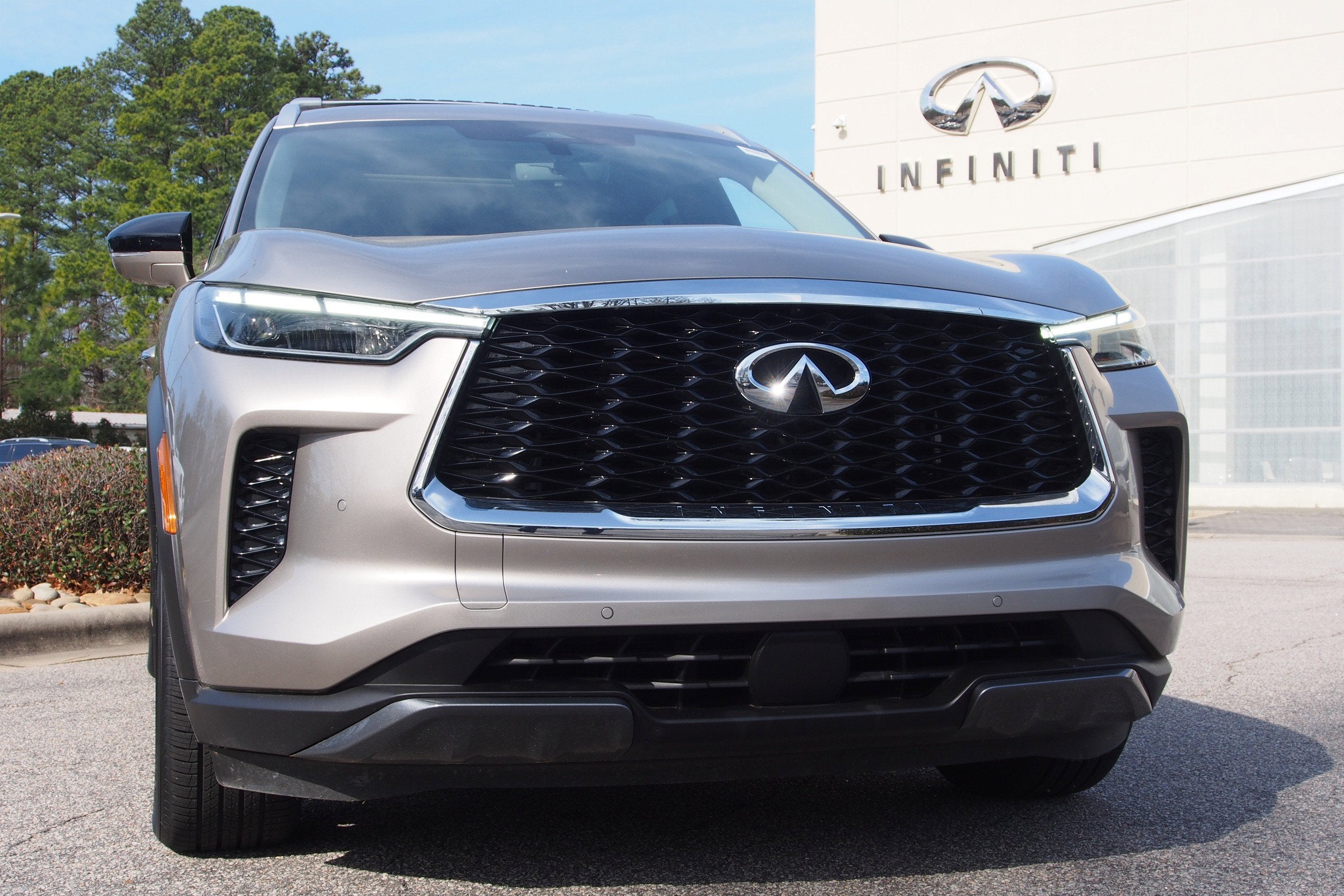 2023 INFINITI QX60 SENSORY