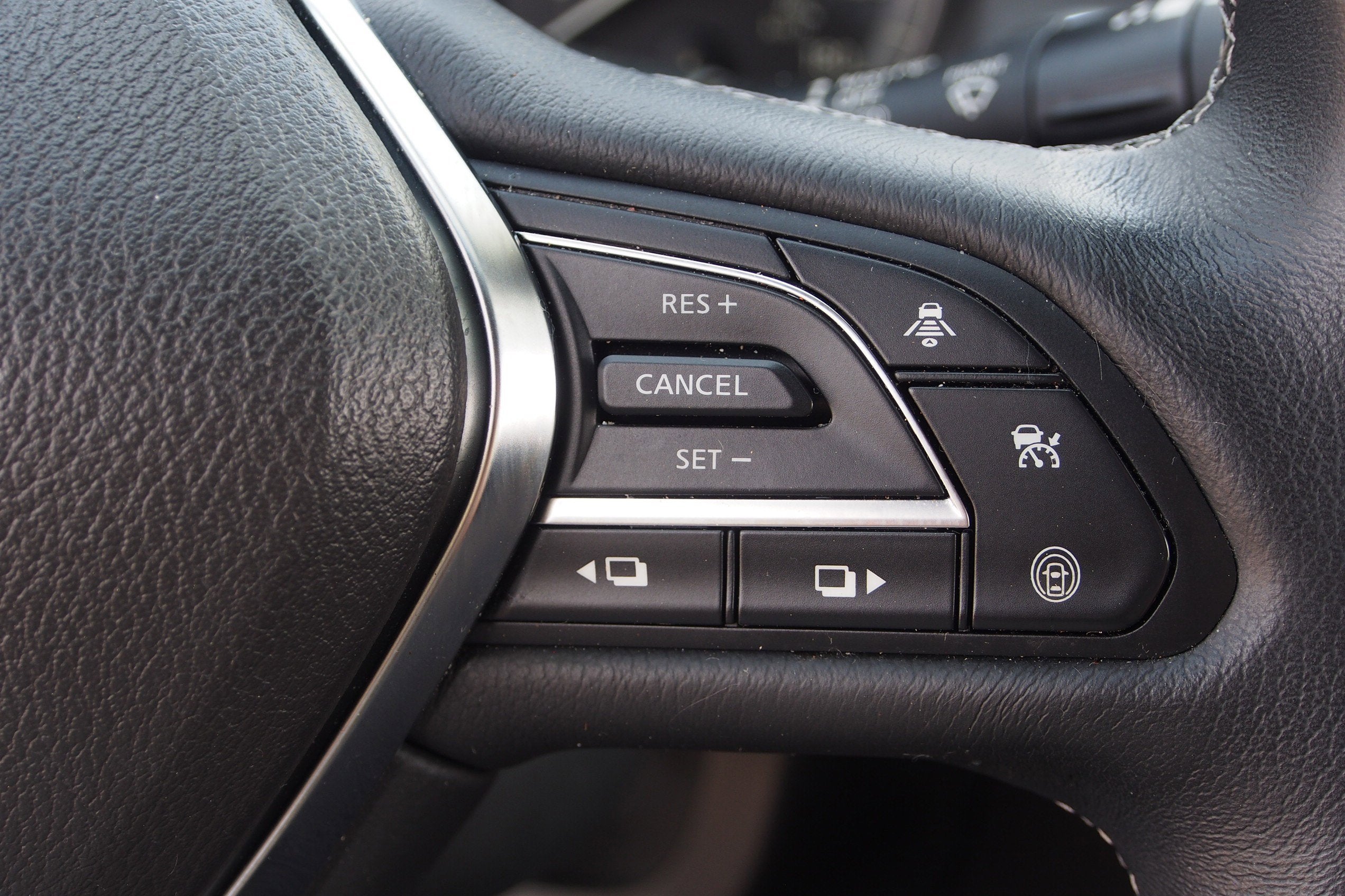 2023 INFINITI Q50 SENSORY