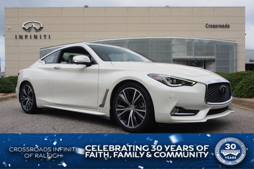 2022 INFINITI Q60 LUXE