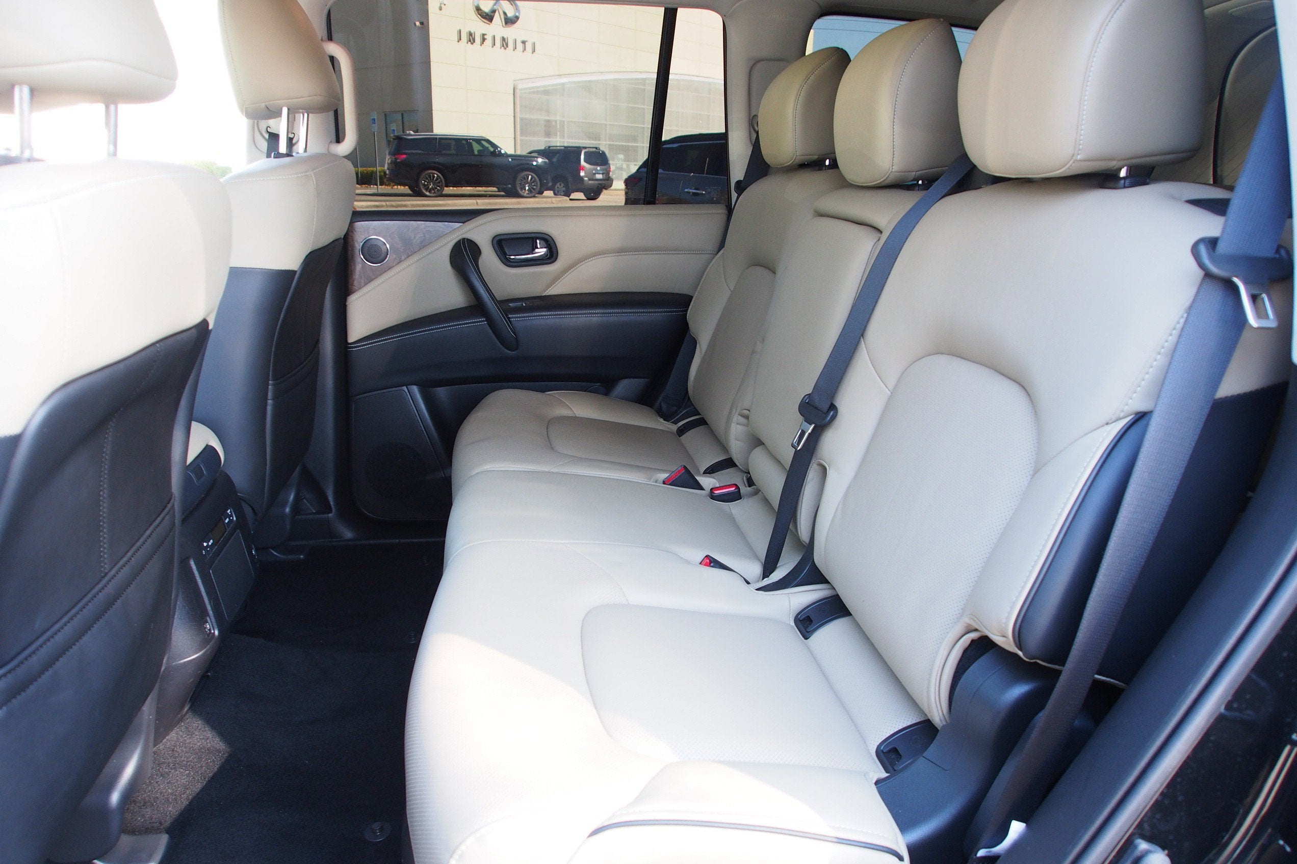 2024 INFINITI QX80 PREMIUM SELECT