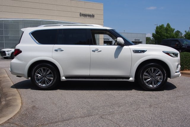 2021 INFINITI QX80 LUXE