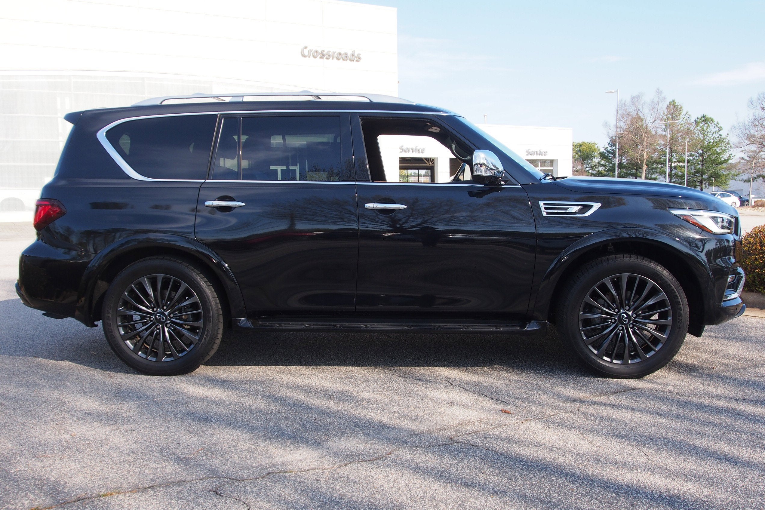 2024 INFINITI QX80 SENSORY