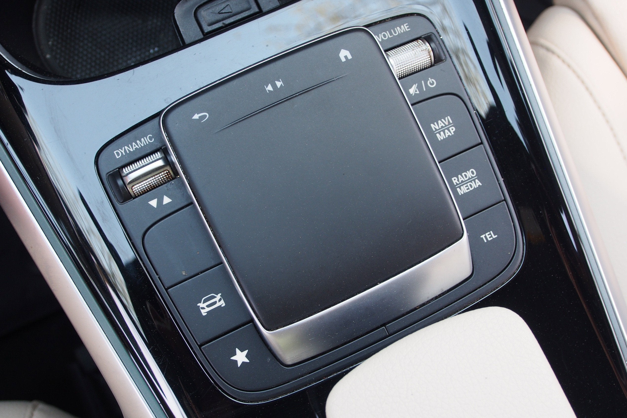 2023 Mercedes-Benz GLB GLB 250