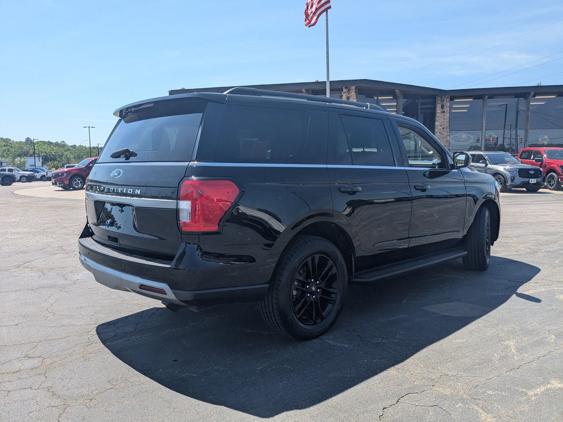 2024 Ford Expedition XLT