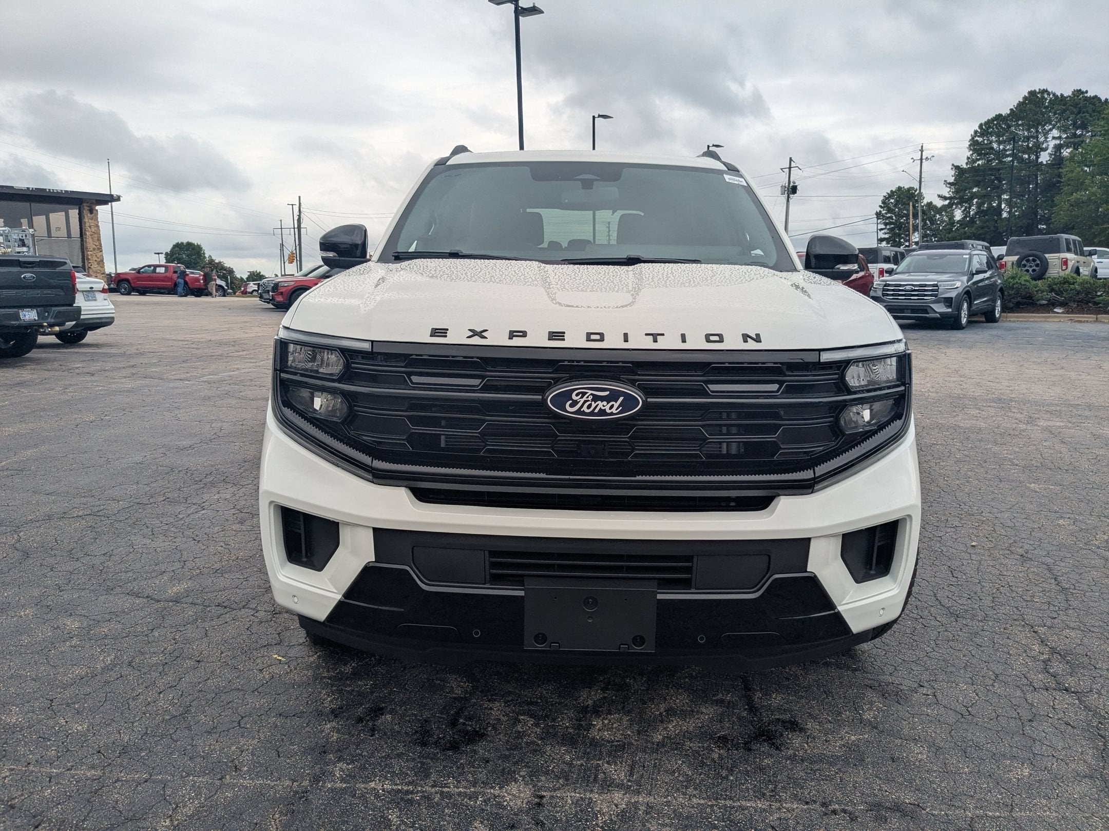 2027 Ford Expedition Platinum