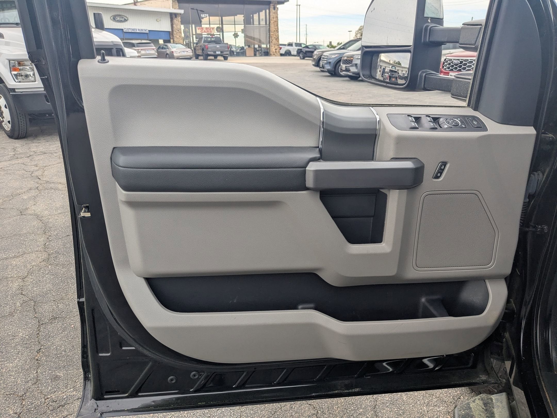 2022 Ford Super Duty F-250 SRW XLT