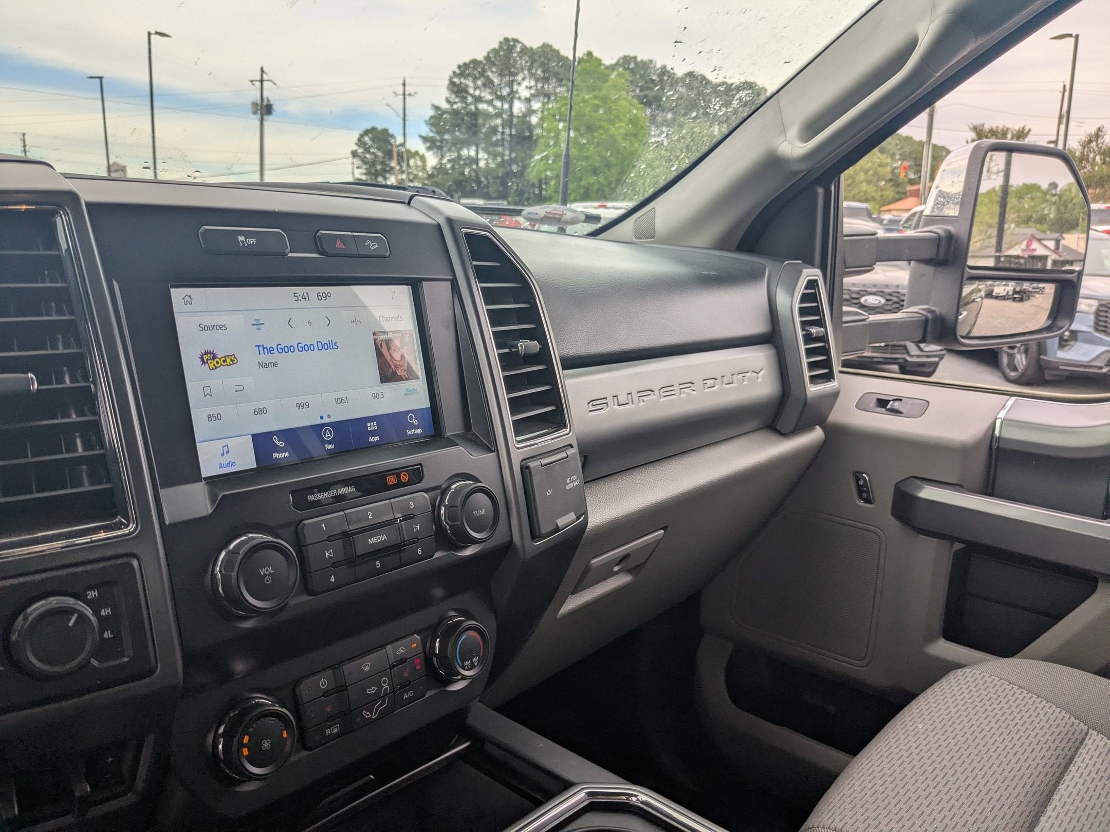 2022 Ford Super Duty F-250 SRW XLT