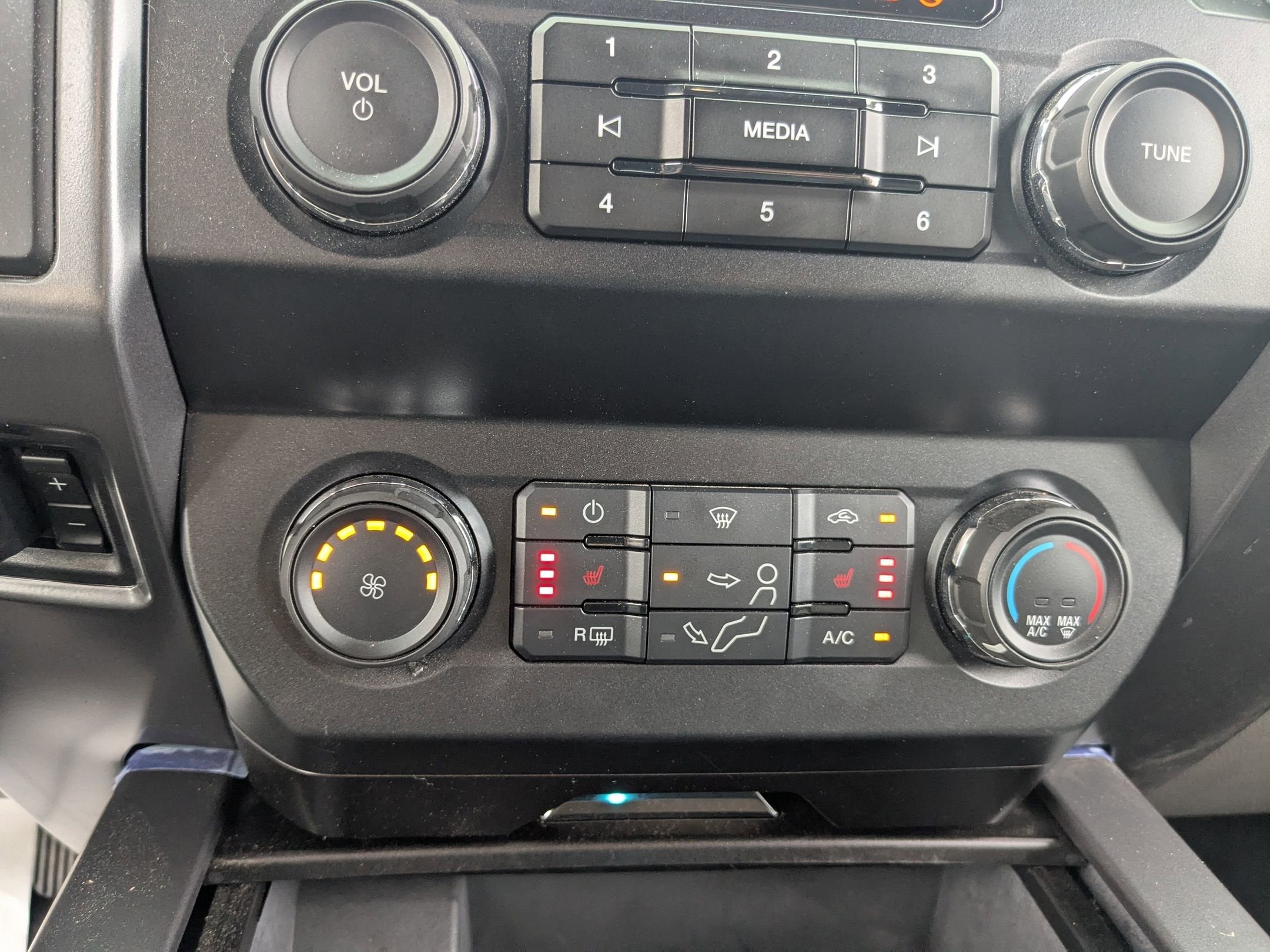 2022 Ford Super Duty F-250 SRW XLT