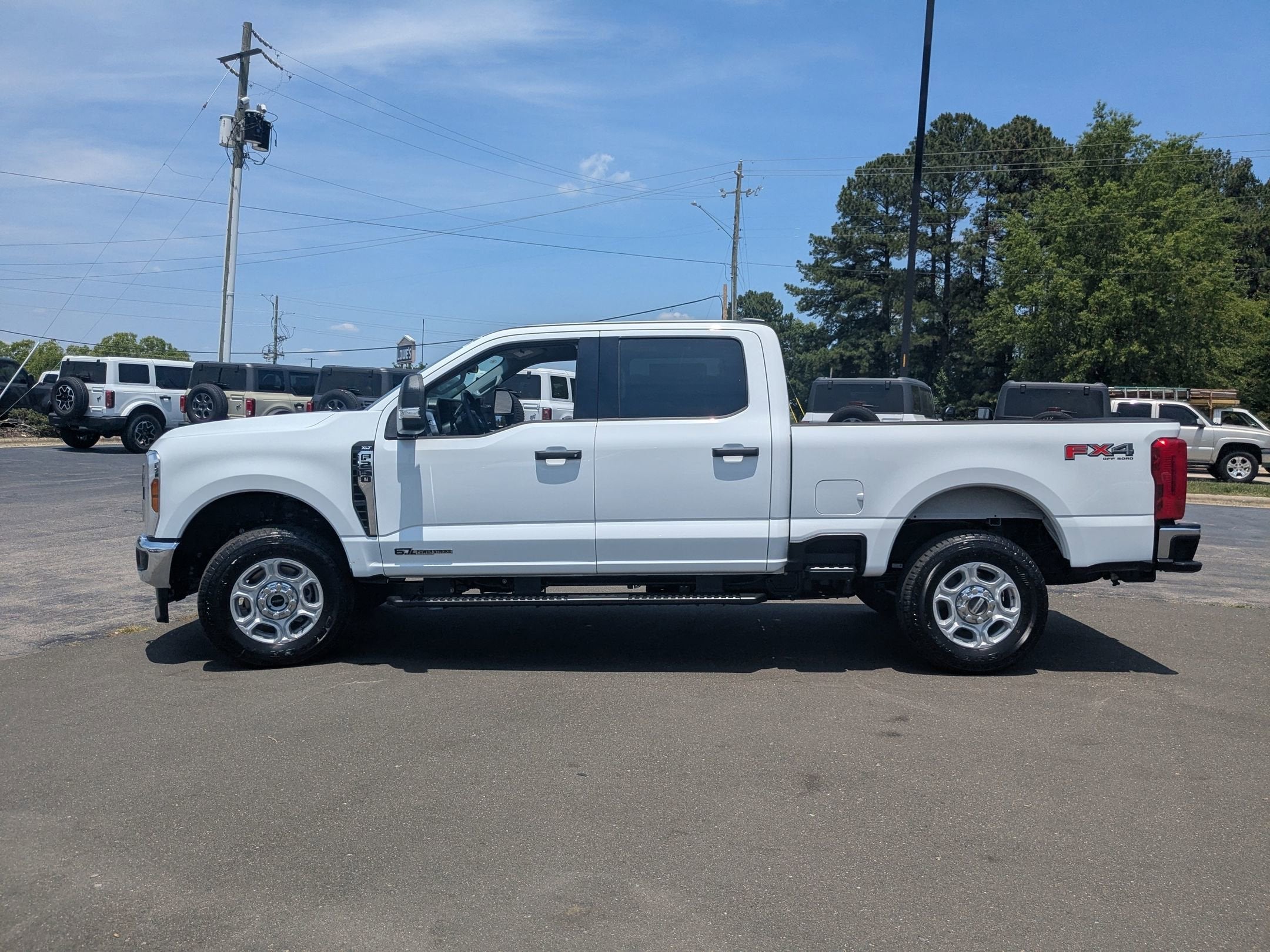 2026 Ford Super Duty F-250 SRW XLT