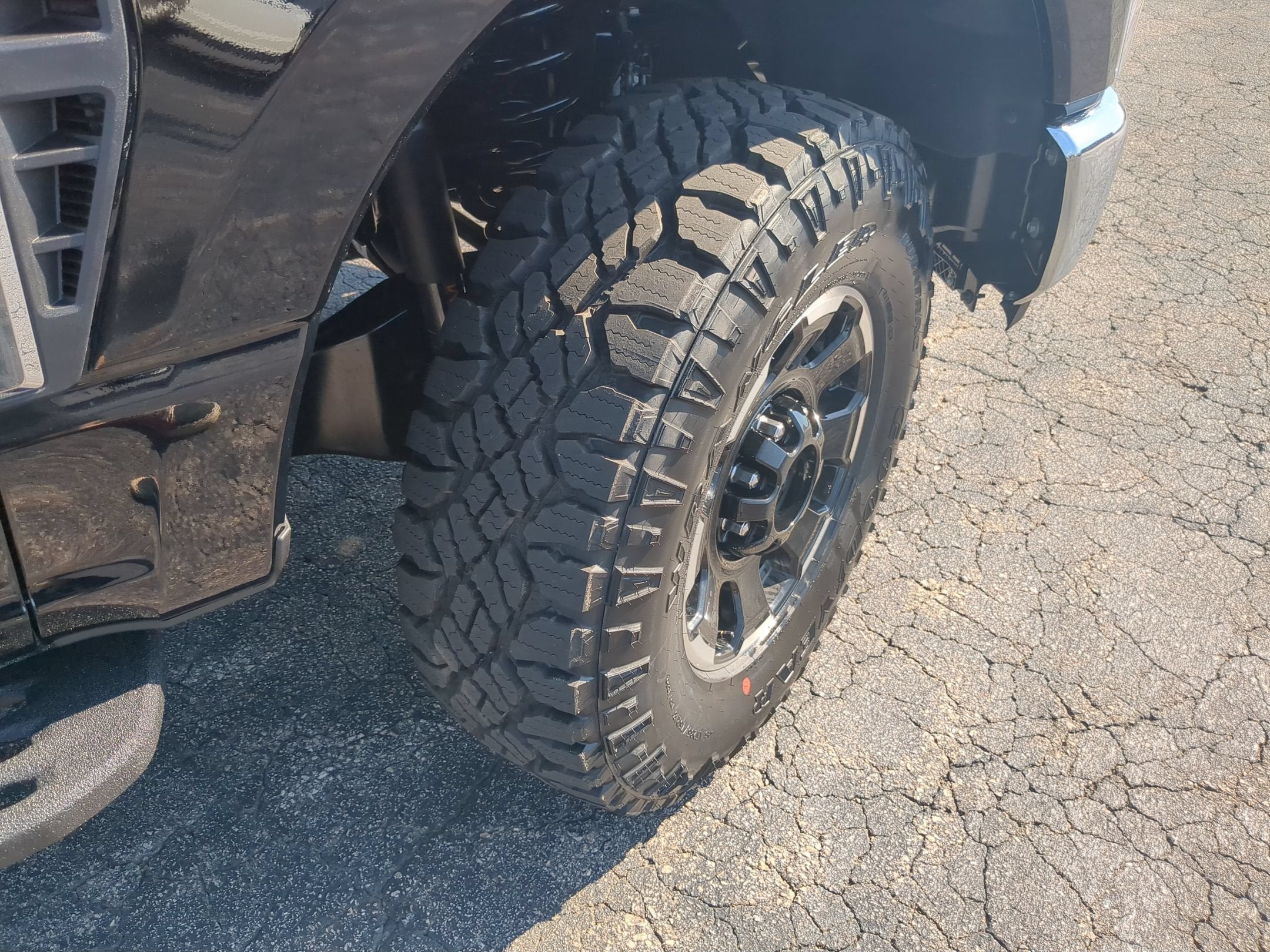 2027 Ford Super Duty F-350 SRW XLT