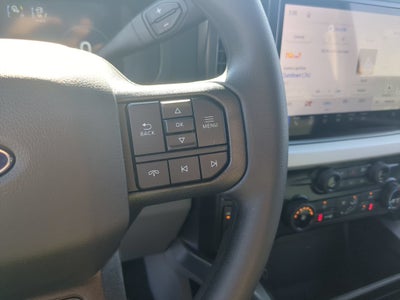 2027 Ford Super Duty F-350 SRW XLT