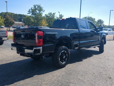 2027 Ford Super Duty F-350 SRW XLT