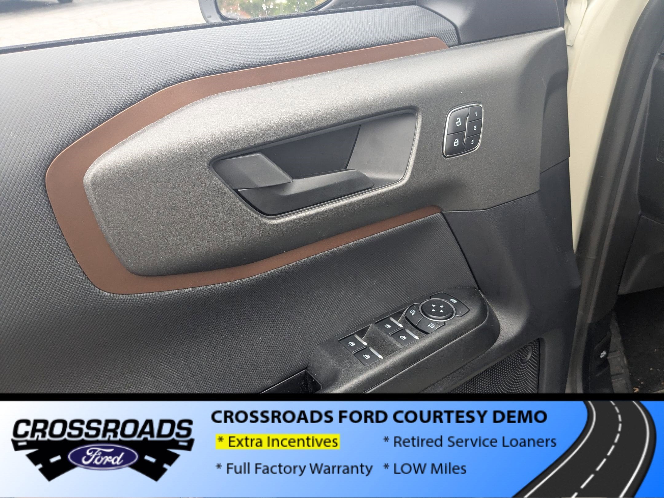 2025 Ford Bronco Sport Outer Banks - Crossroads Courtesy Demo
