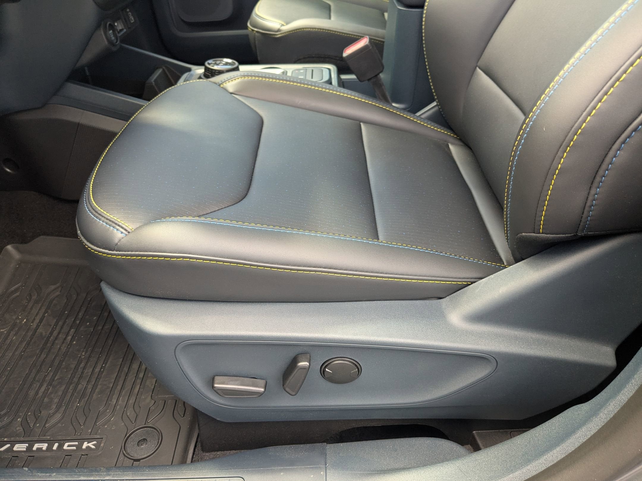 2025 Ford Maverick Lobo High