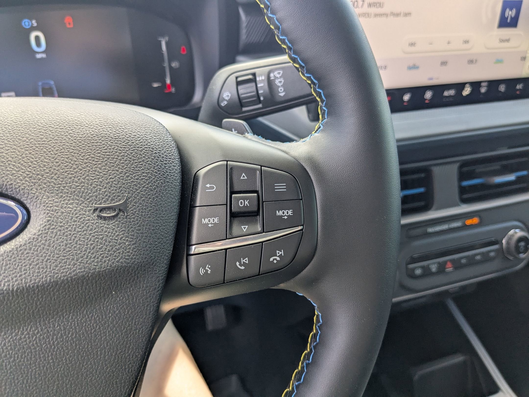 2025 Ford Maverick Lobo High