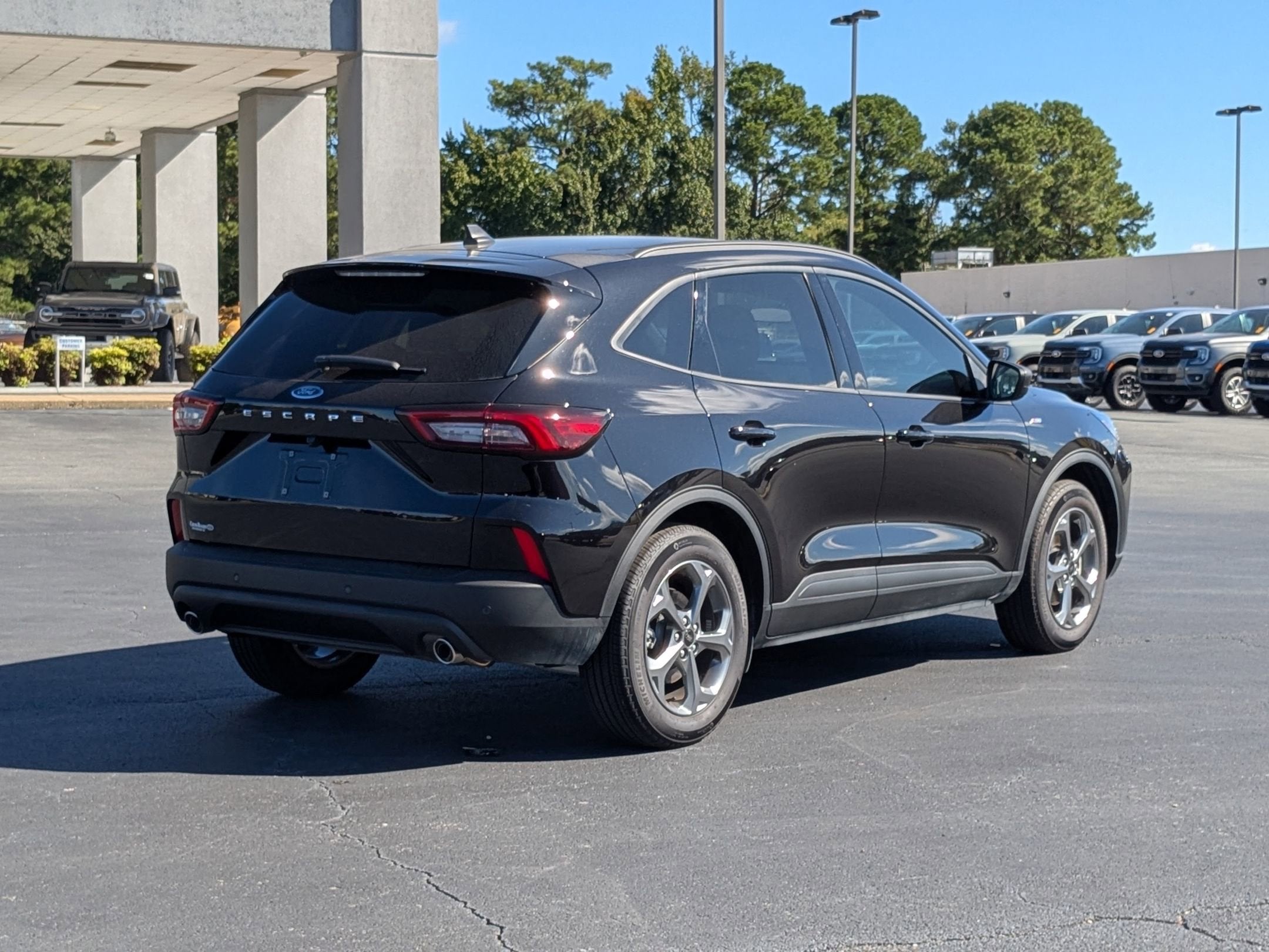 2025 Ford Escape ST-Line - Crossroads Courtesy Demo