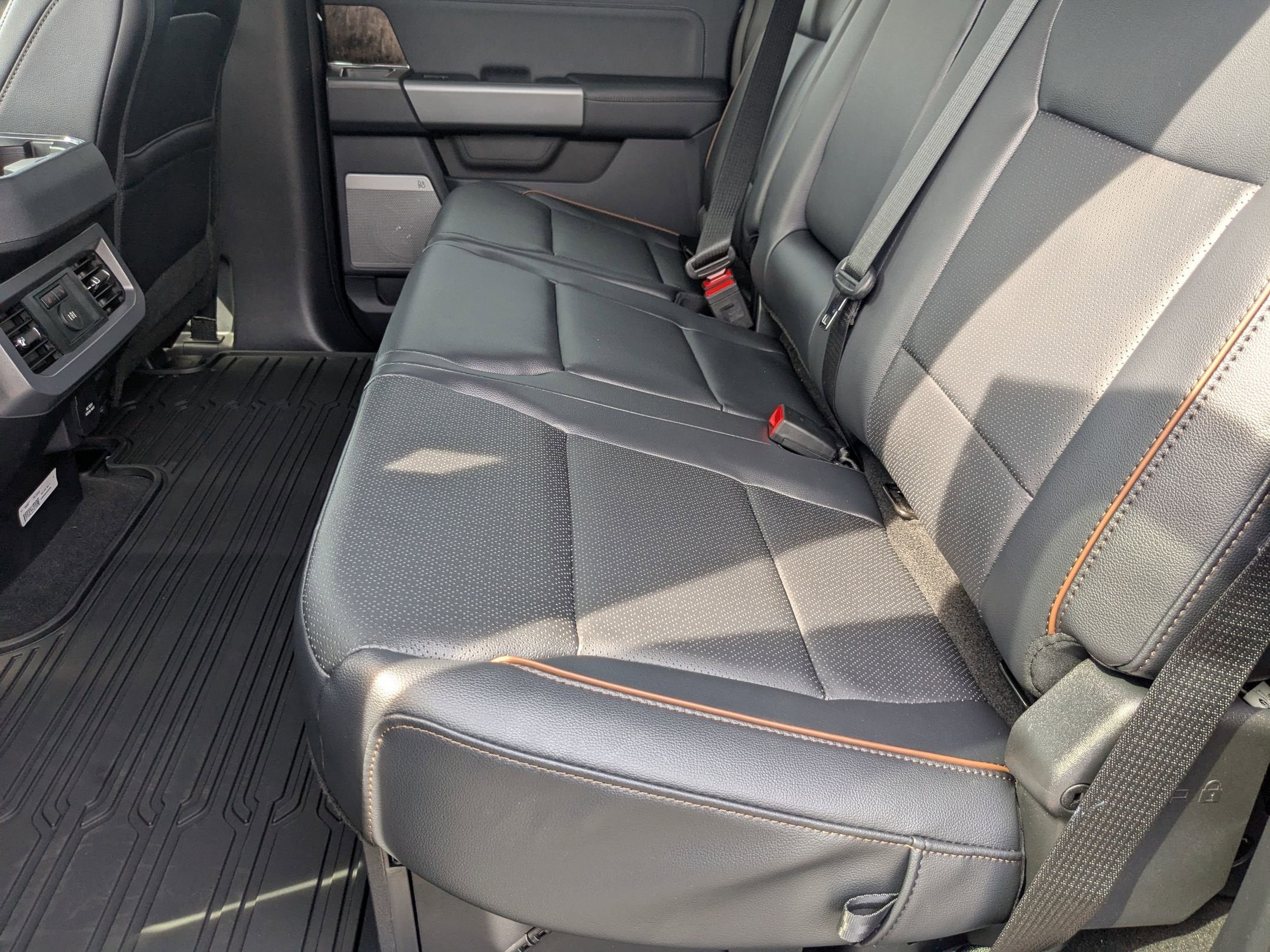 2025 Ford Super Duty F-250 SRW LARIAT