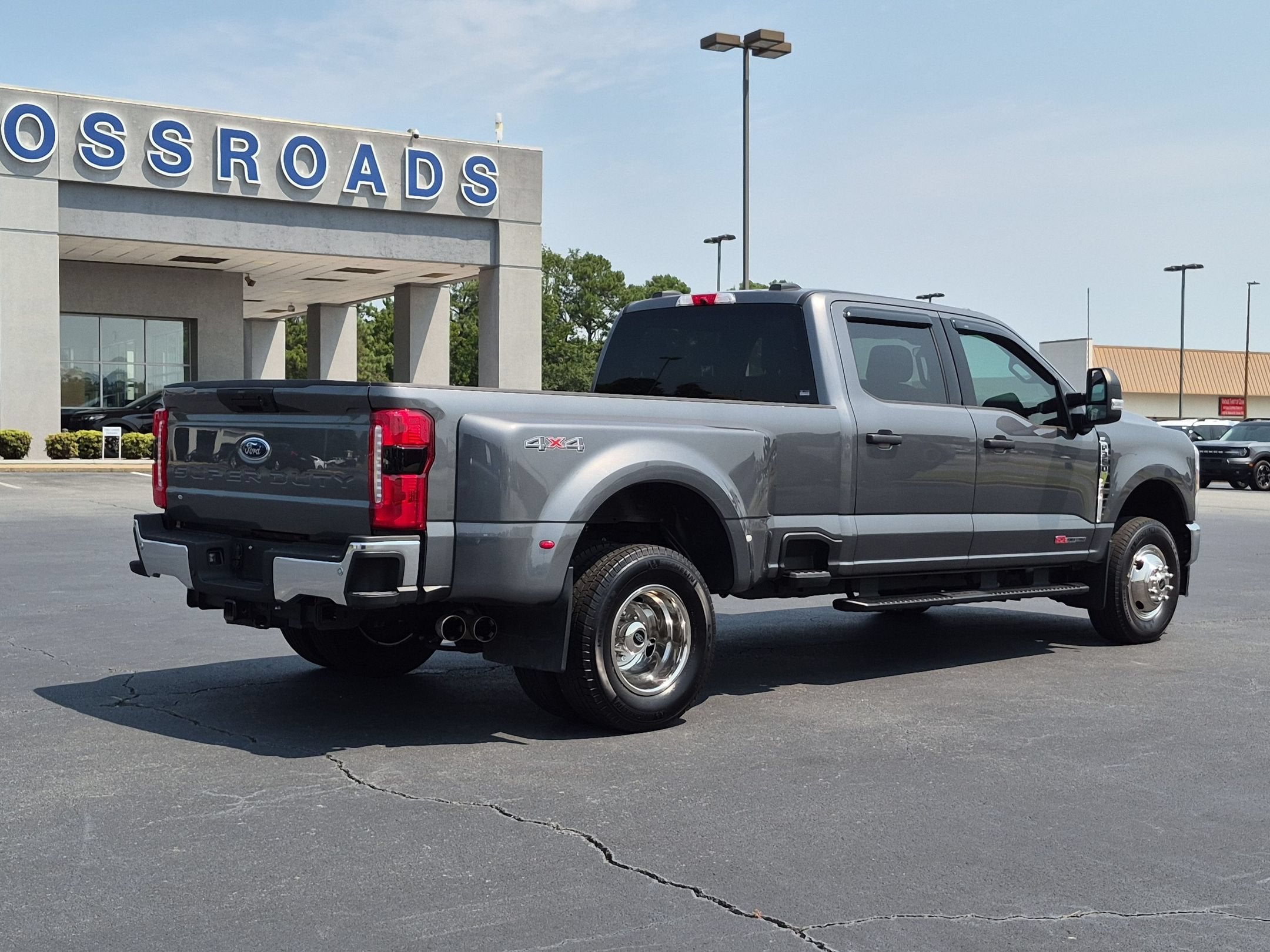 2025 Ford Super Duty F-350 DRW XLT