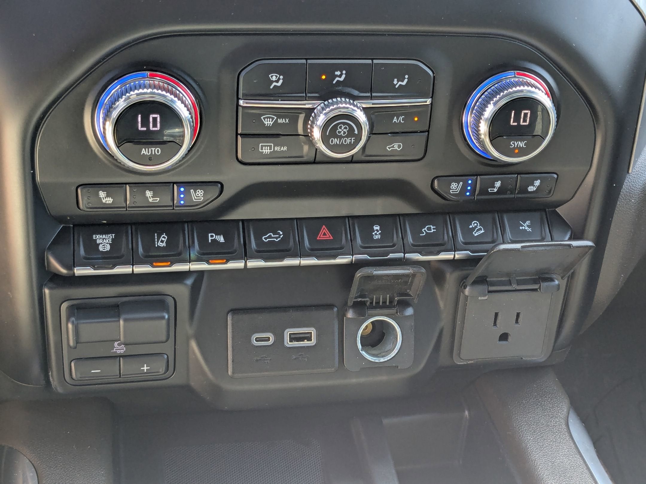 2023 GMC Sierra 2500HD Denali